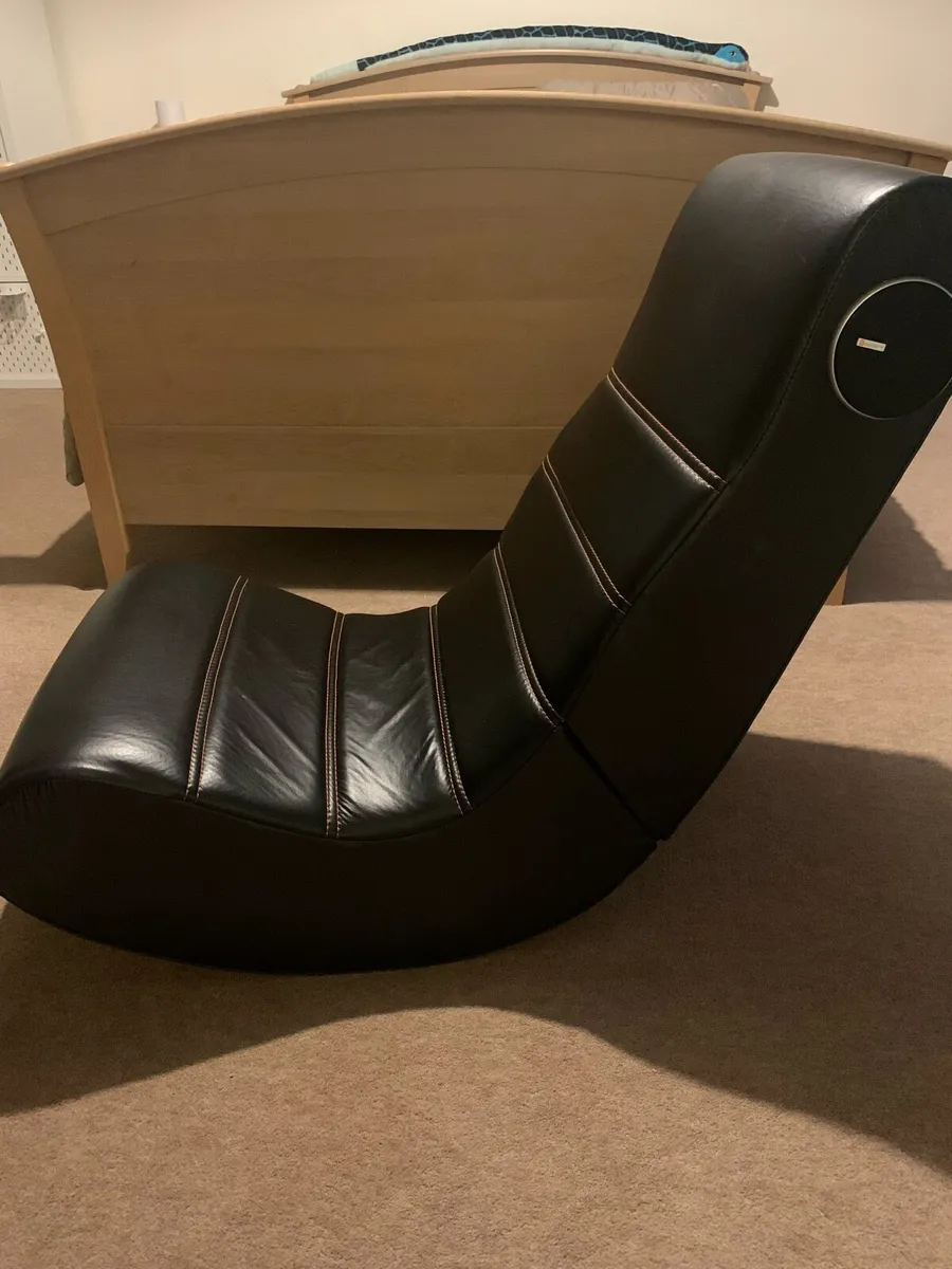 Gaming chair - Image 2