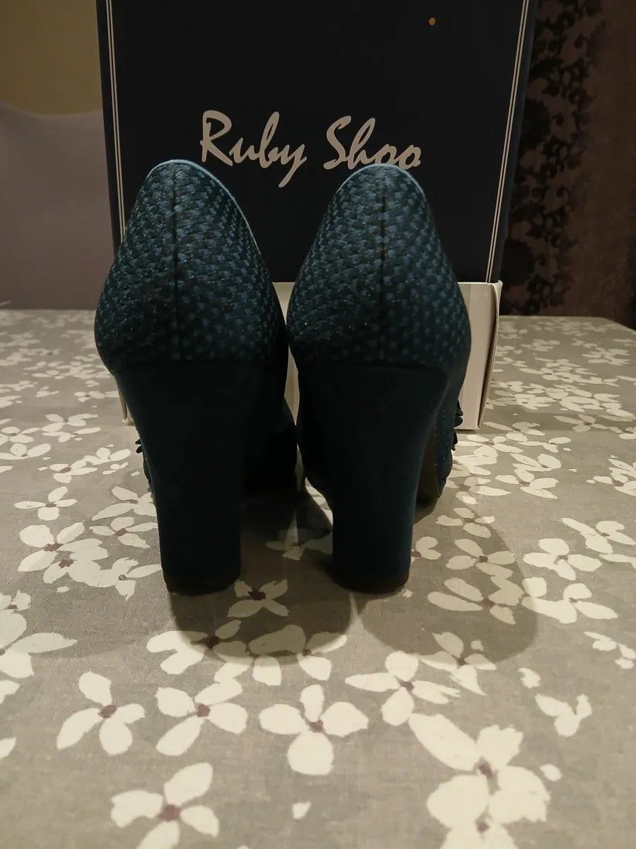 Ruby shoo - Image 3