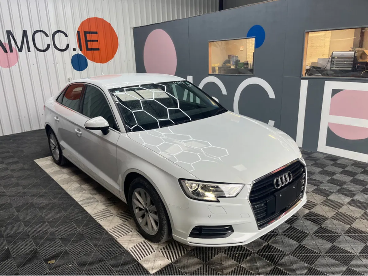Audi A3 AUDI A3 AUTOMATIC SALOON 1.4 PETROL / 37K - Image 1