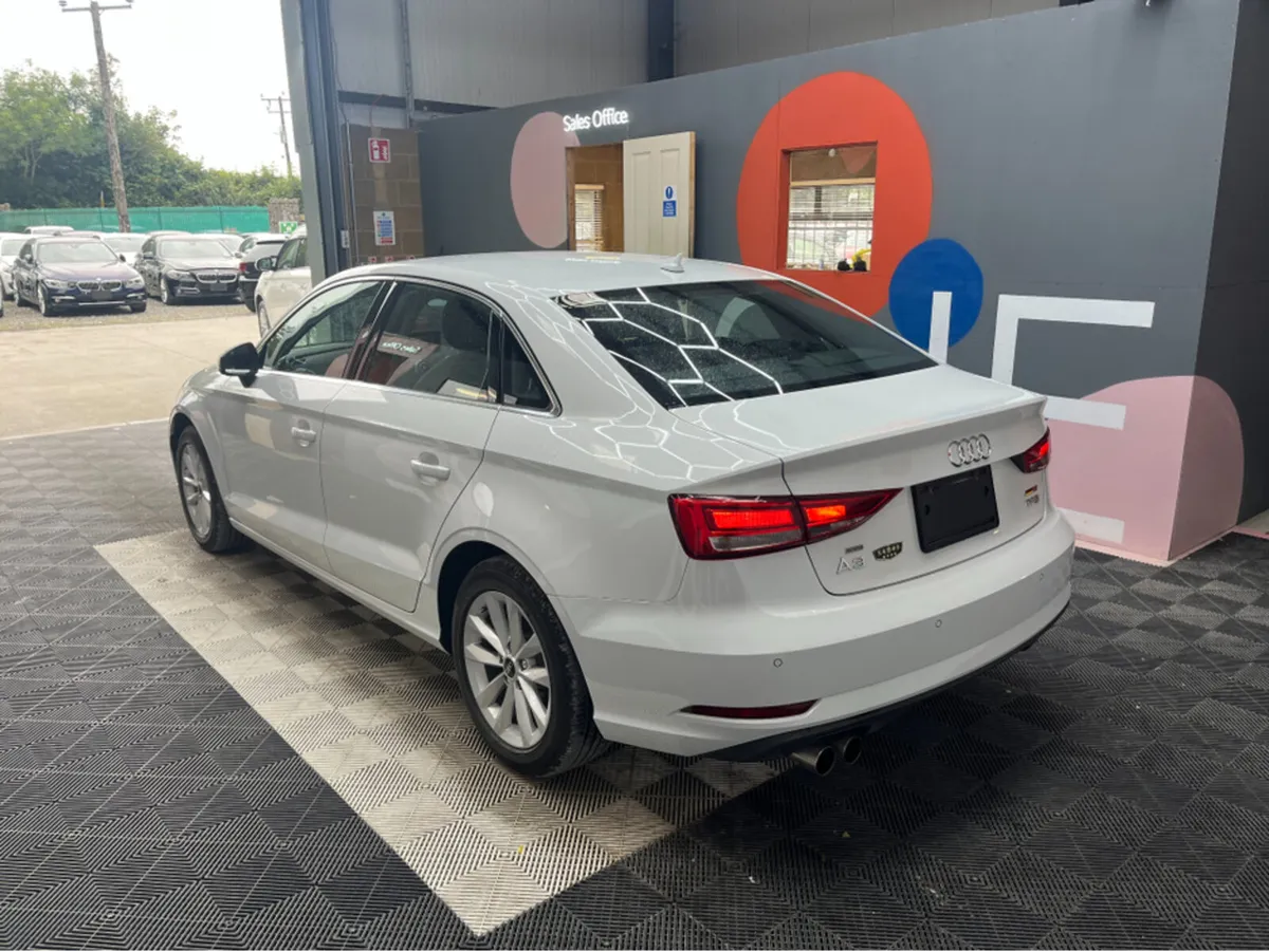 Audi A3 AUDI A3 AUTOMATIC SALOON 1.4 PETROL / 37K - Image 4