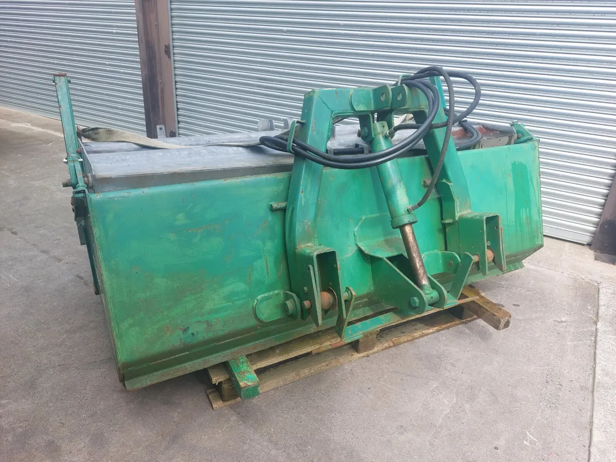 Major Hydraulic sweeping Brush - Image 3
