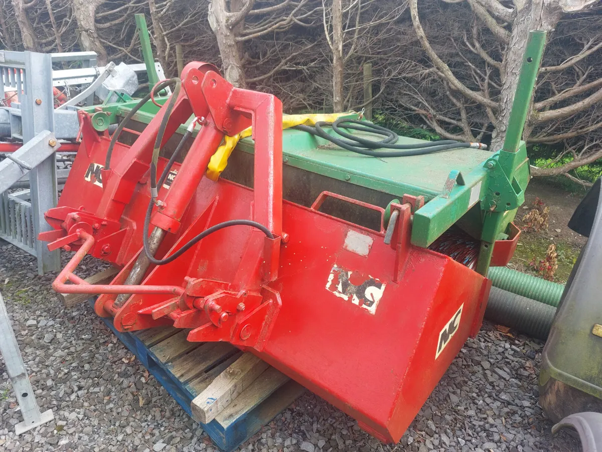 NC Hydraulic sweeping brush - Image 2