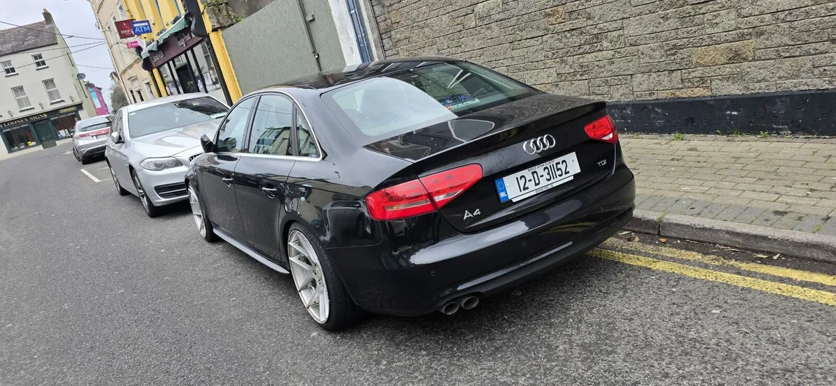 Audi A4 2012 - Image 1