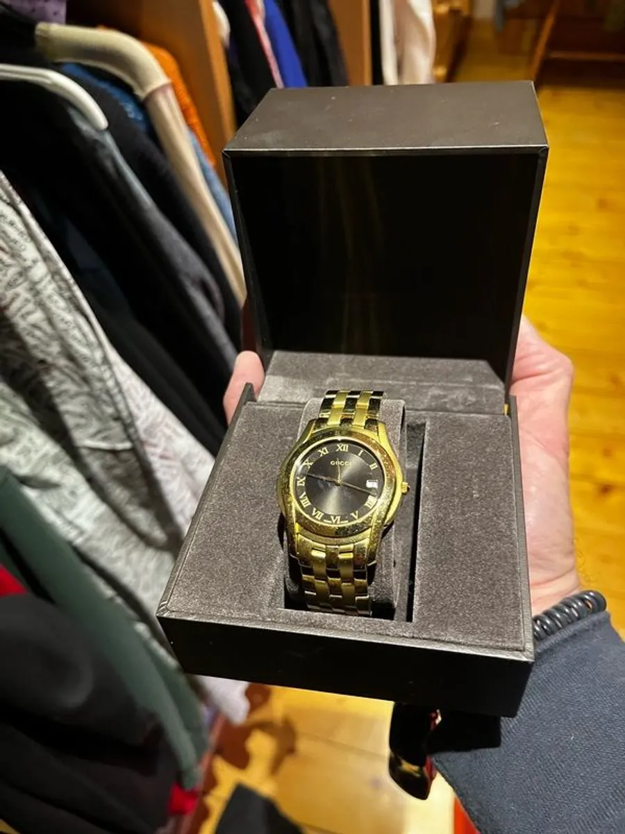 Vintage GUCCI  Gold Bracelet Stainless Steel Black Dial   Ladies Watch - Image 1