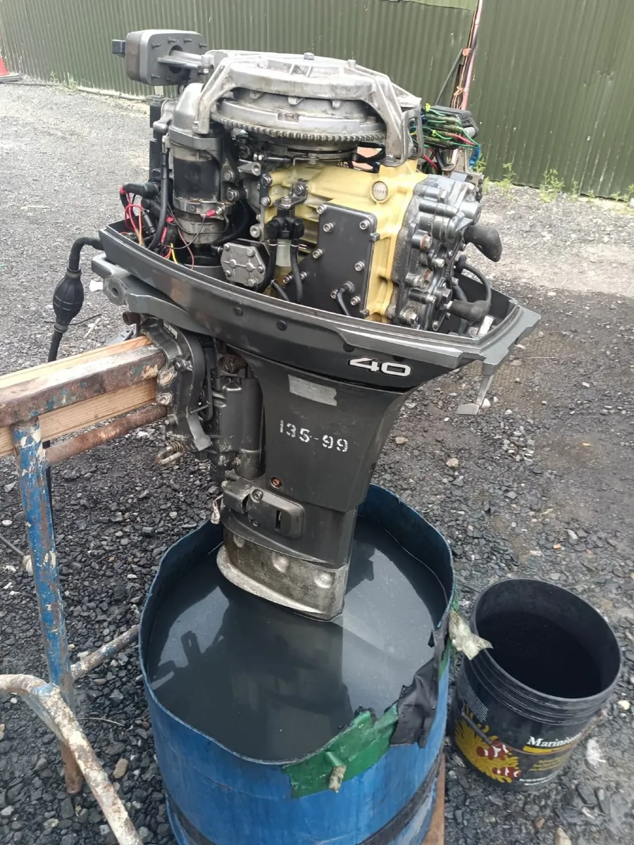 Mariner 40 hp 2 stroke - Image 3
