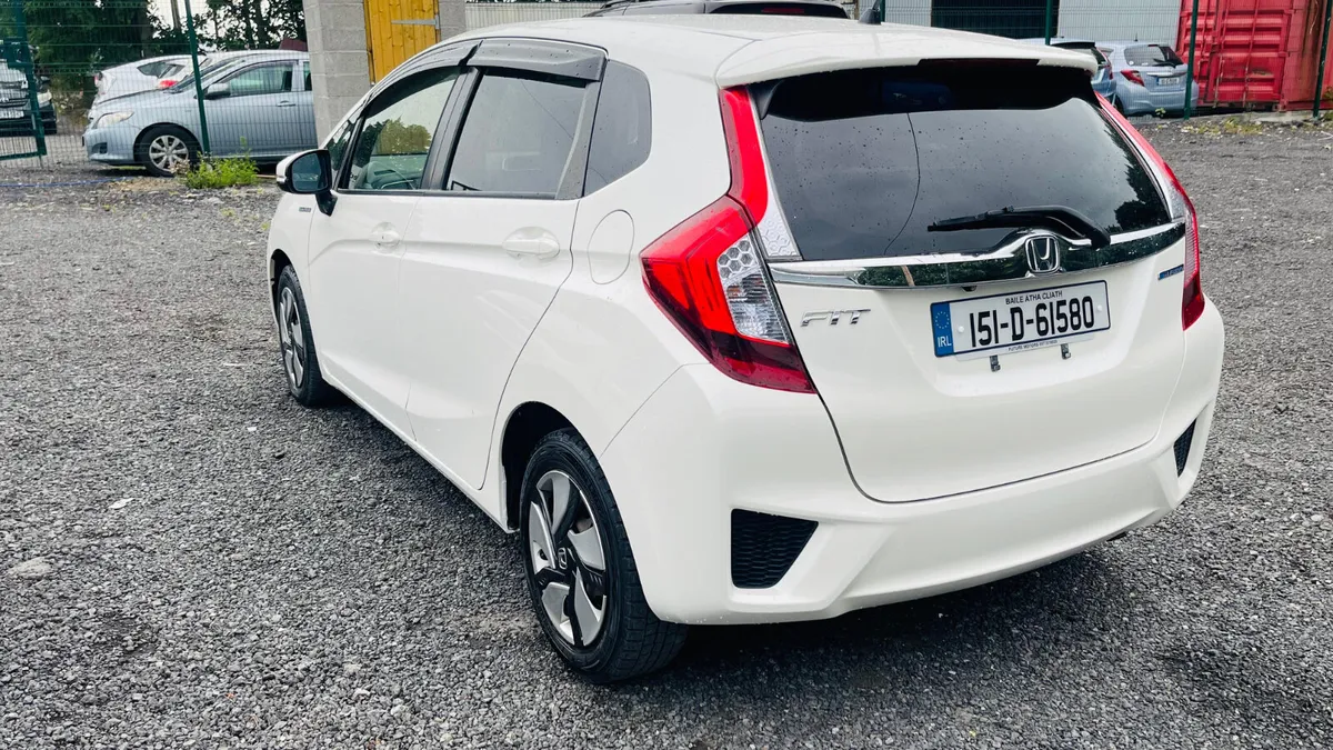 Honda Fit 2015 fully automatic - Image 3