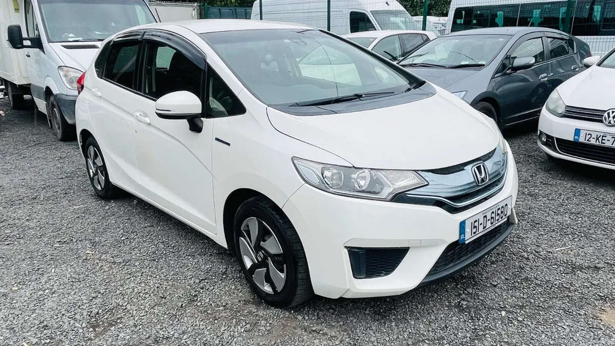 Honda Fit 2015 fully automatic - Image 4