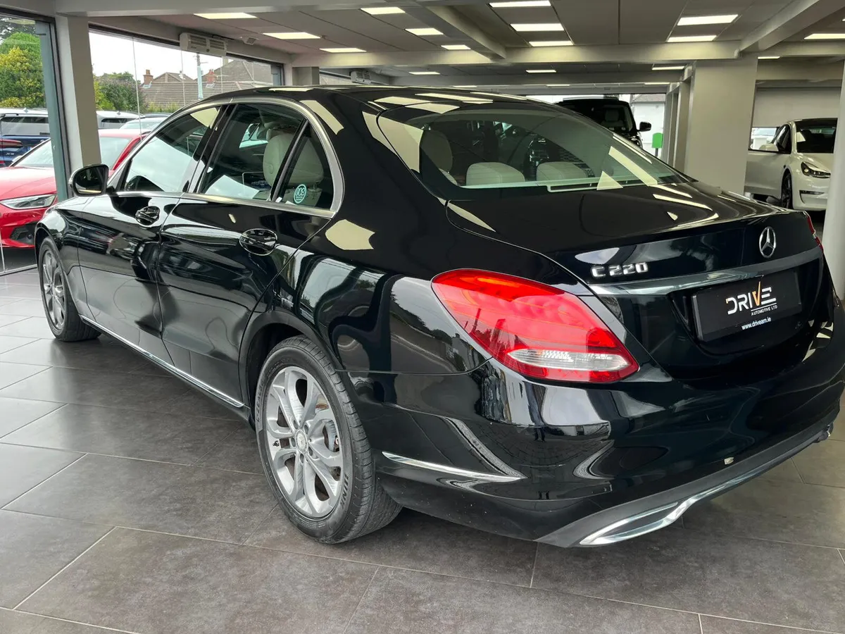 Mercedes-Benz C-Class 2015 C220 CDI AVANTGARDE - Image 2
