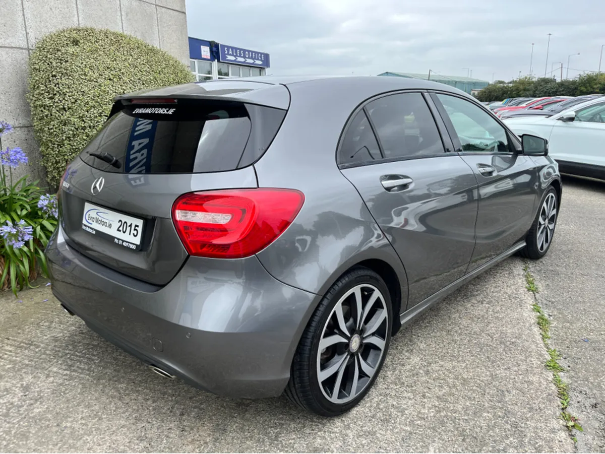 Mercedes-Benz A-Class A180 SPORT AUTOMATIC 1.6 PET - Image 4