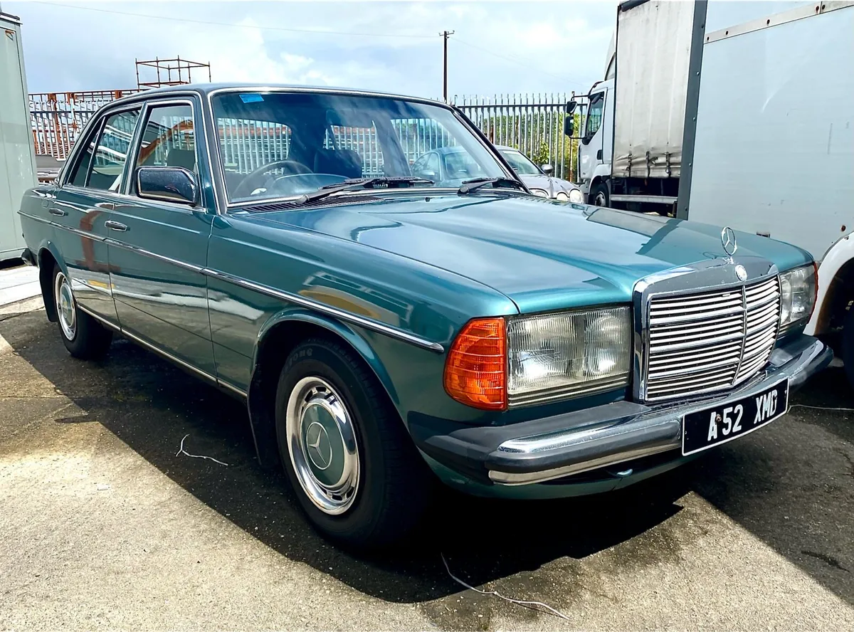 Mercedes Benz 200 - Image 1