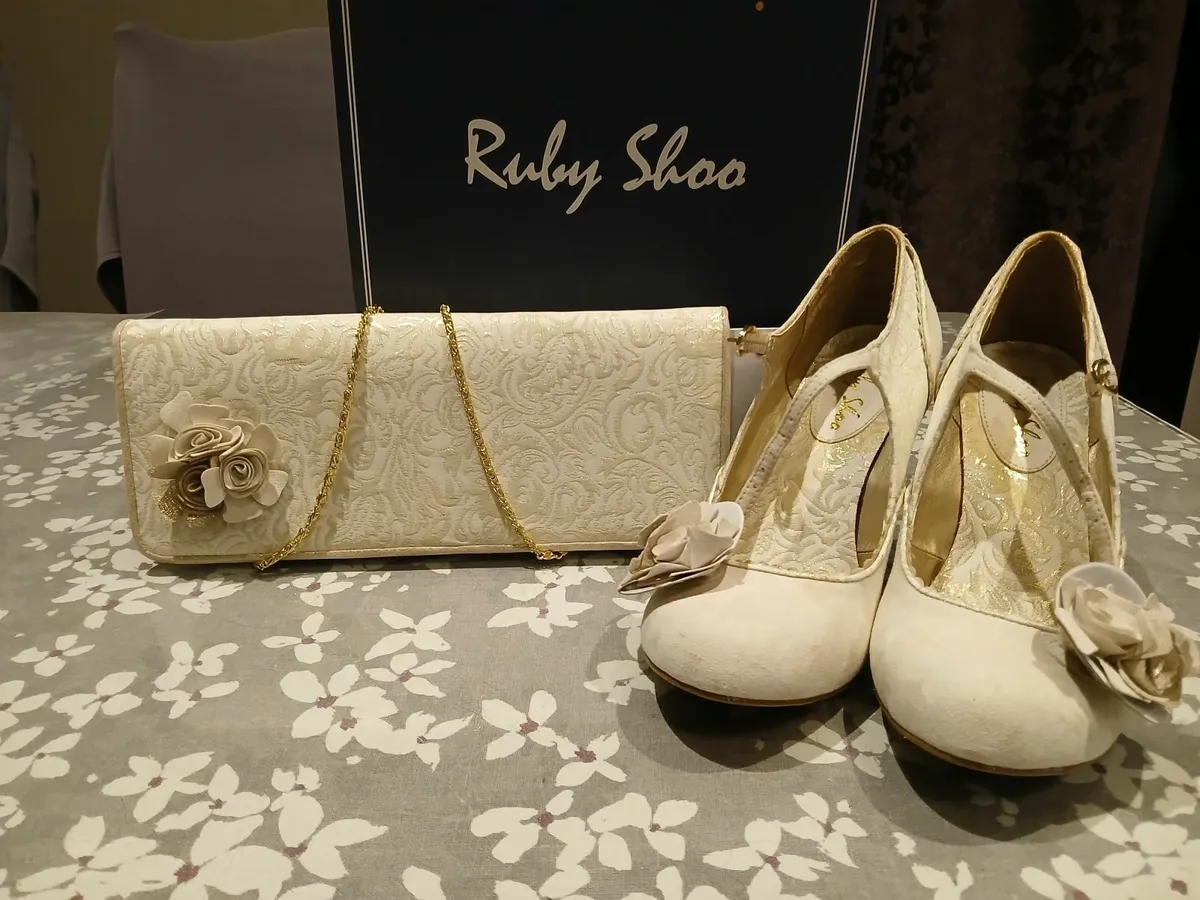 Ruby shoo shoe and matching bag - Image 1