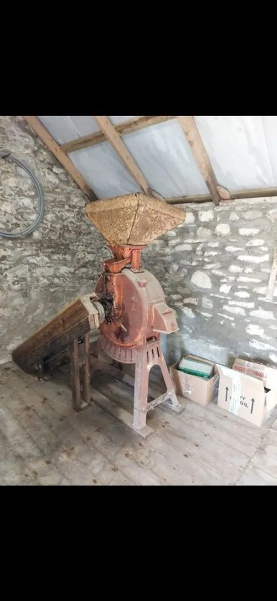 Antique farming Mill - Image 4