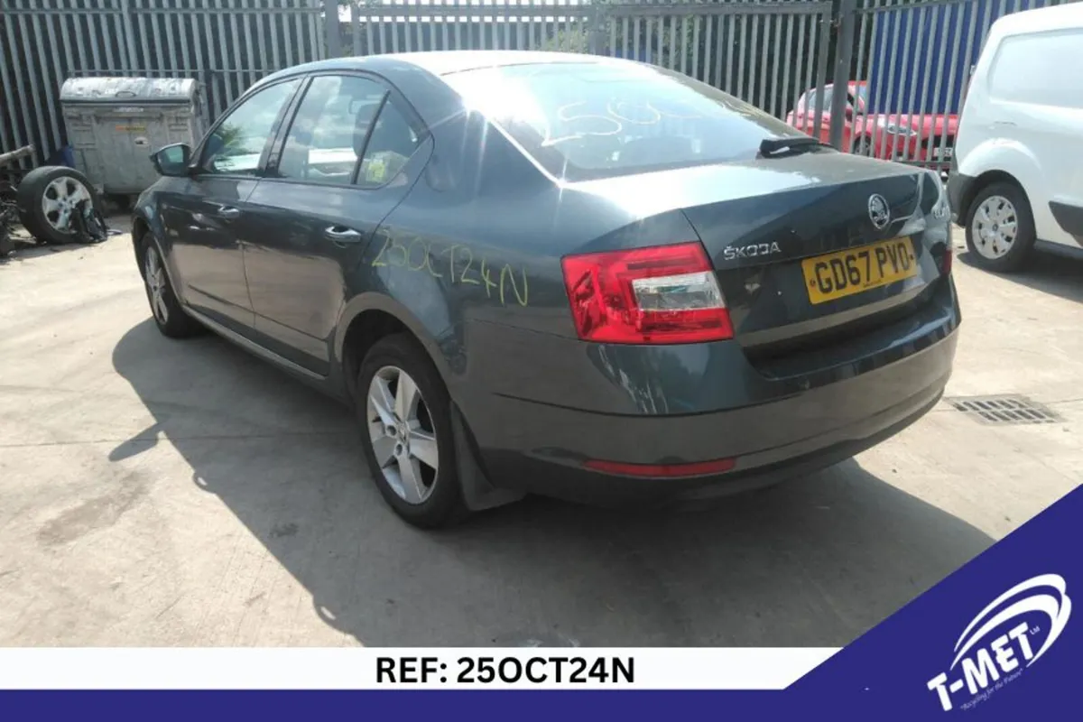 2018 SKODA OCTAVIA BREAKING FOR PARTS - Image 3
