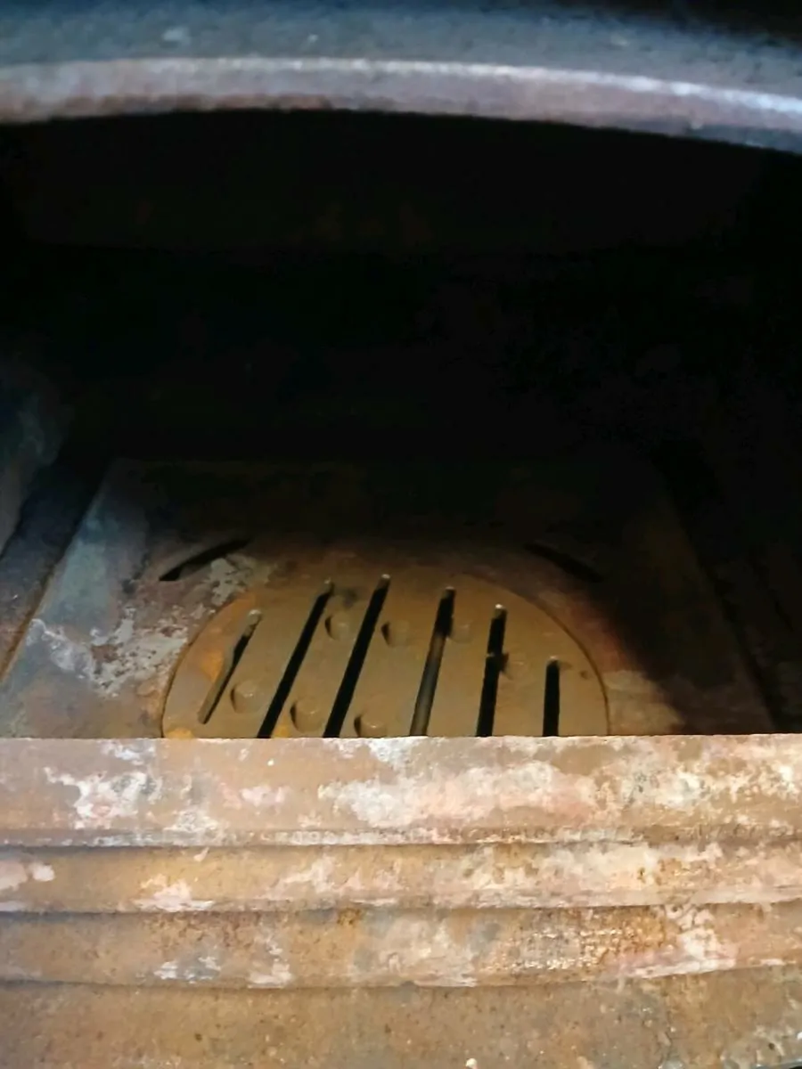 Stanley Tara boiler stove - Image 3