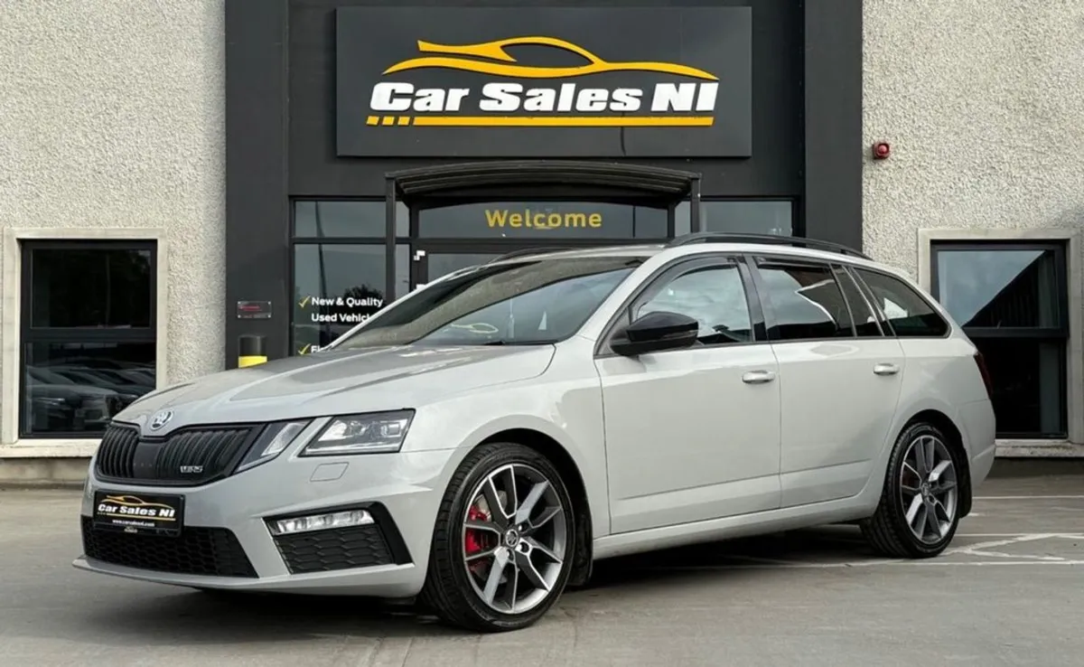 Skoda Octavia 2.0 TDI vRS Estate 5dr Diesel Manual - Image 2