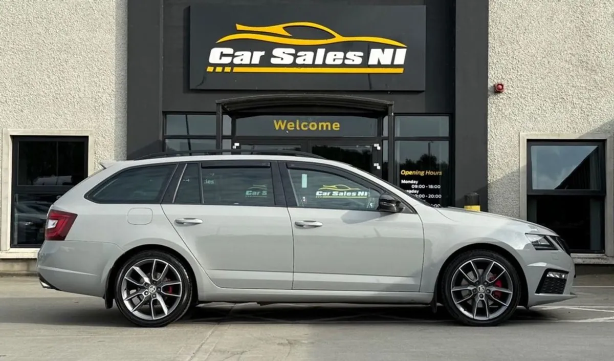 Skoda Octavia 2.0 TDI vRS Estate 5dr Diesel Manual - Image 3