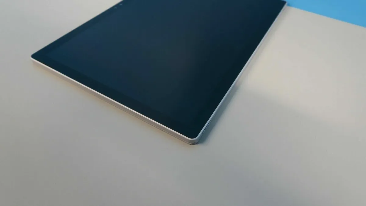 Microsoft Surface Book 2 Tablet 13.5" i5 8GB 256GB - Image 4