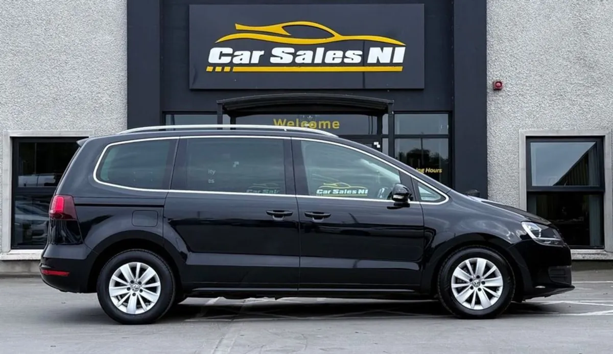 Volkswagen Sharan 2.0 TDI SE Nav MPV 5dr Diesel D - Image 3
