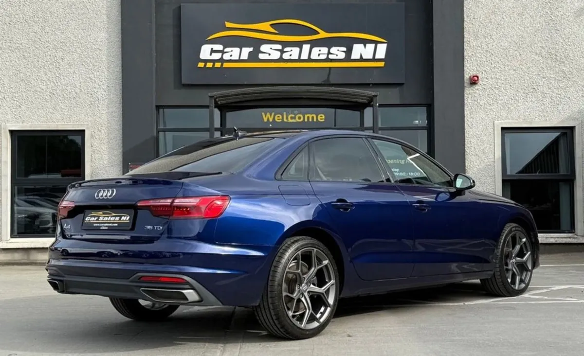 Audi A4 2.0 TDI 35 Technik Saloon 4dr Diesel S Tr - Image 4