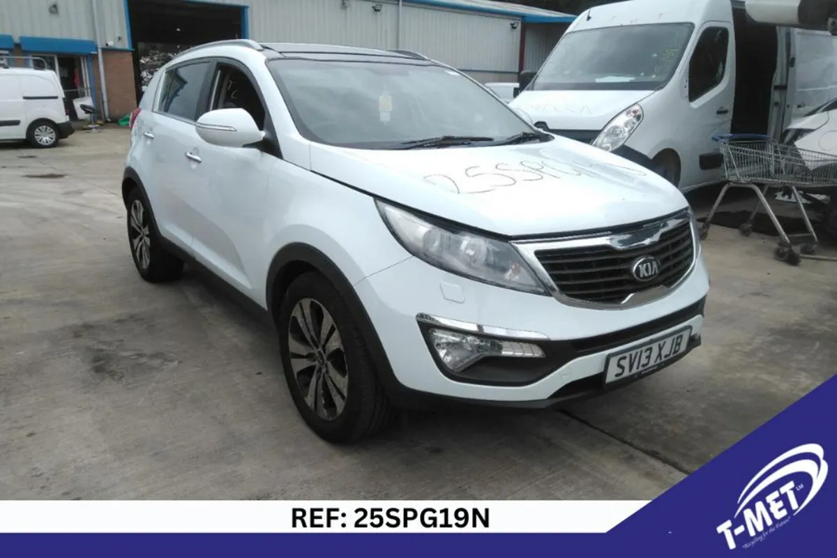 2013 KIA SPORTAGE BREAKING FOR PARTS - Image 4