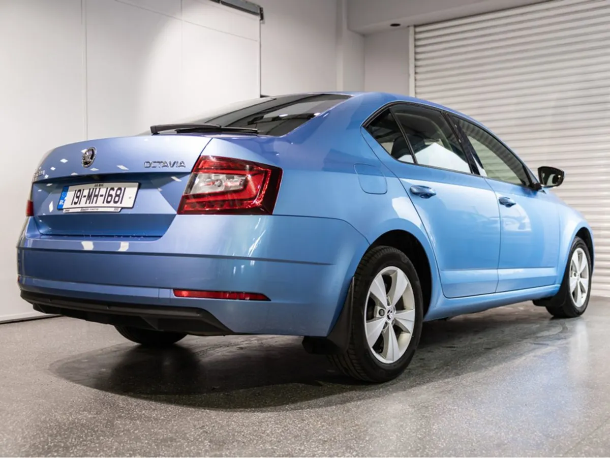 Skoda Octavia Ambition 1.0 TSI 115HP 4DR - Image 4