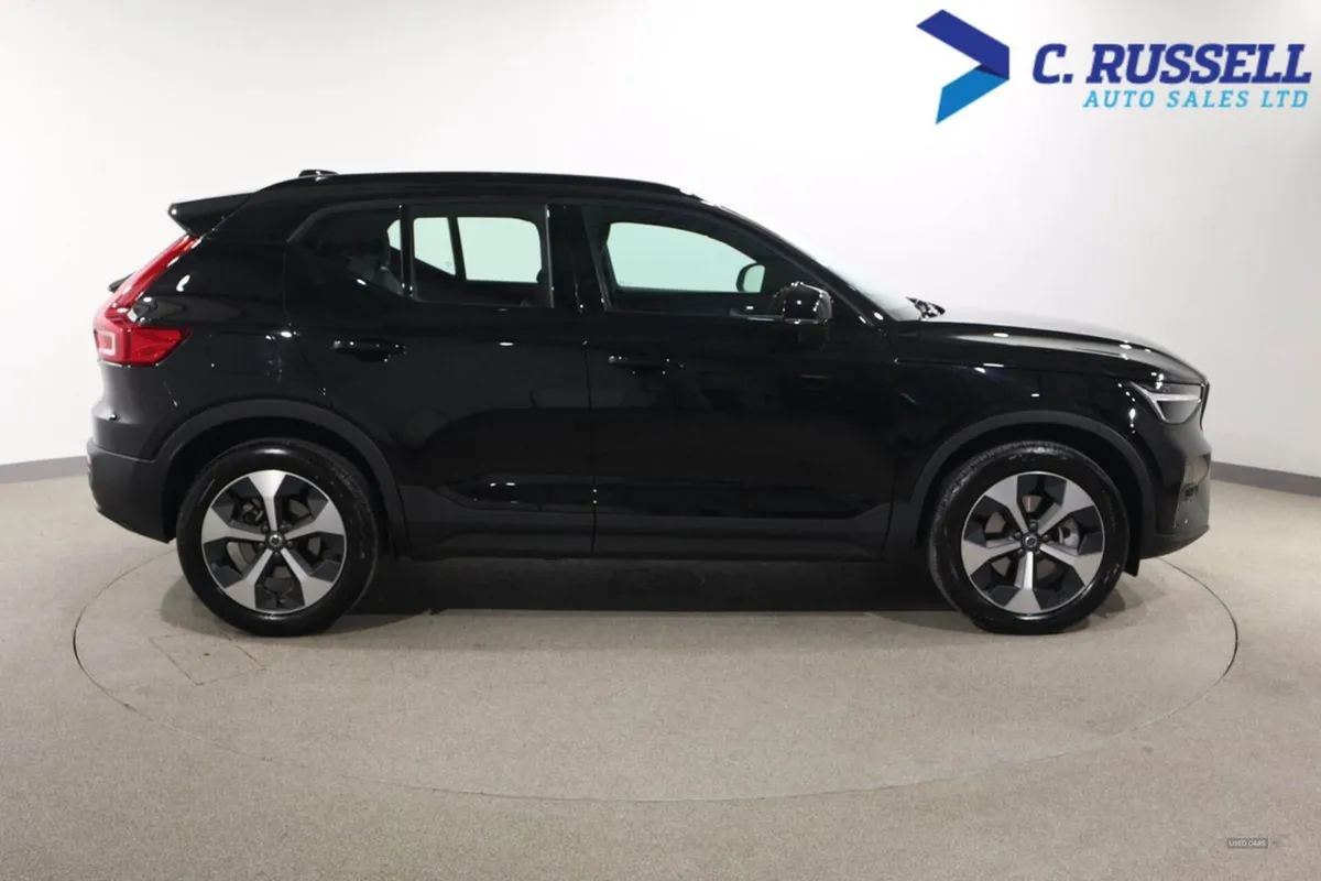 Volvo XC40 Estate - Image 4