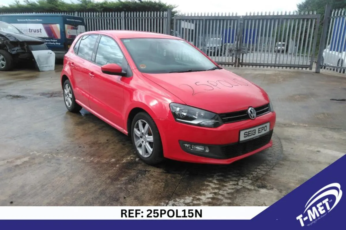 2013 VOLKSWAGEN POLO BREAKING FOR PARTS - Image 4