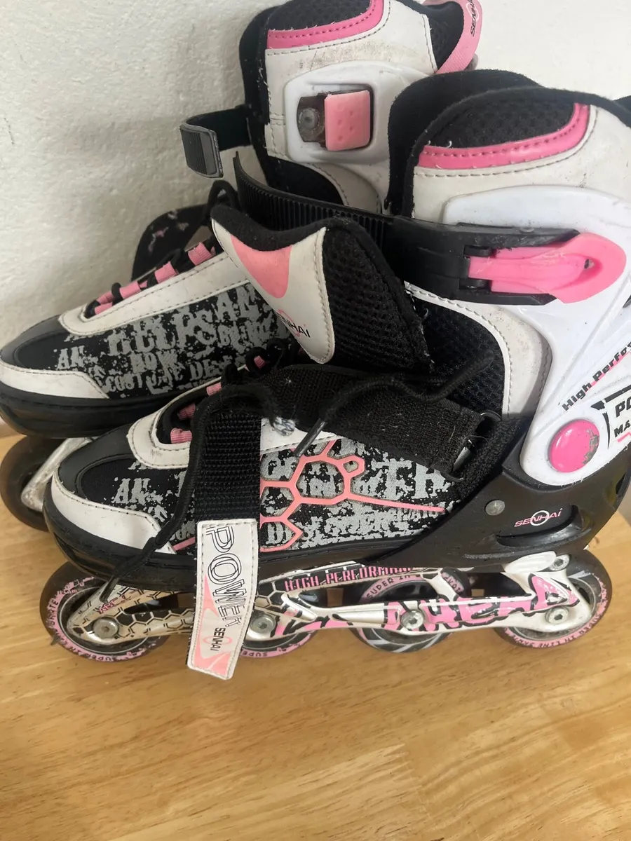 Roller blades - Image 2