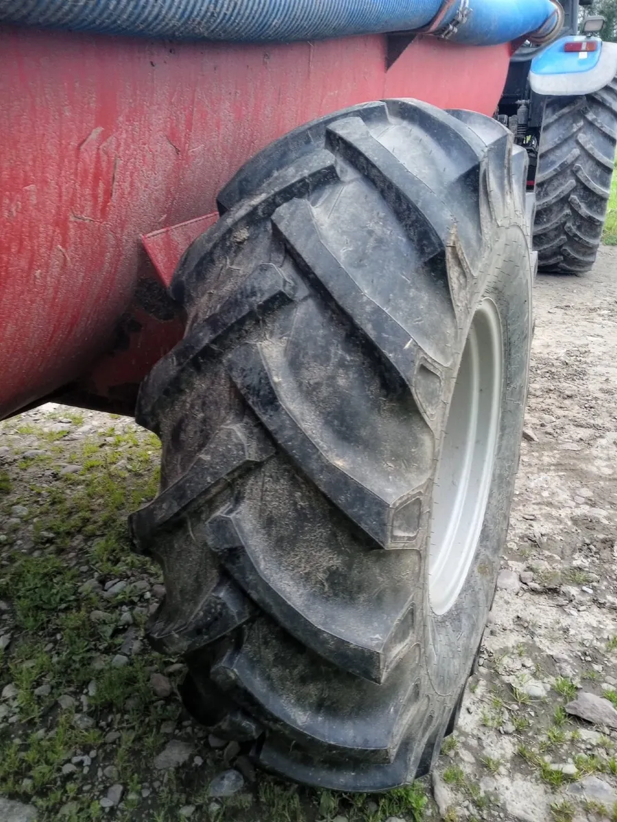 Tyres and rims - Image 1