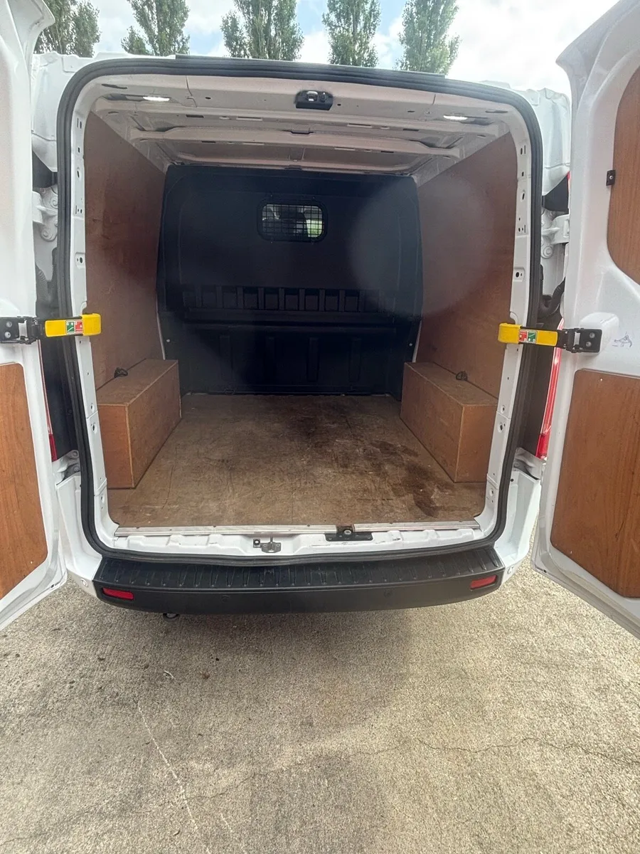 Ford transit Custom - Image 4