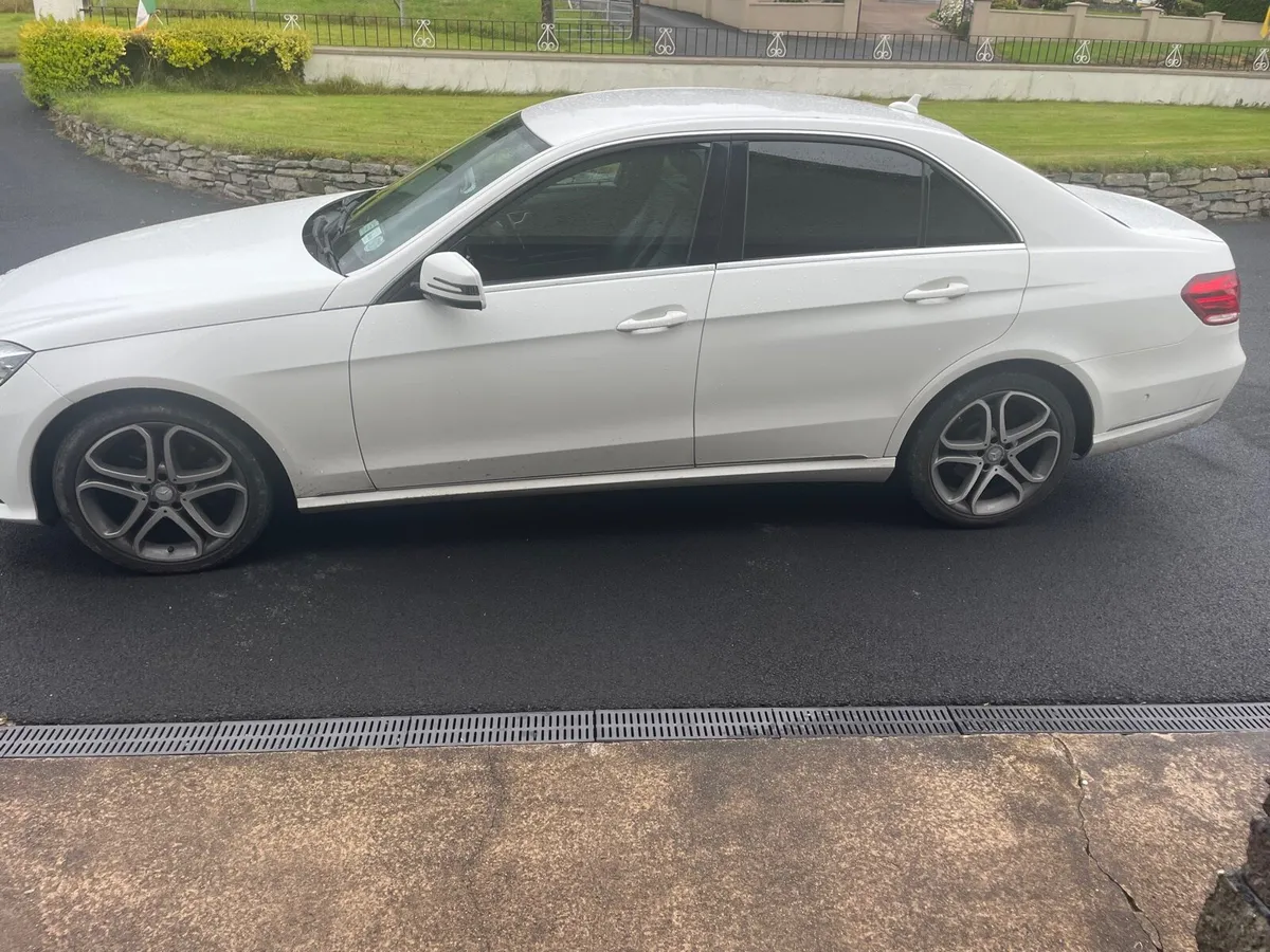 Mercedes E class - Image 4