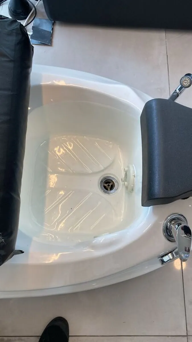 Pedicure chair - Image 4