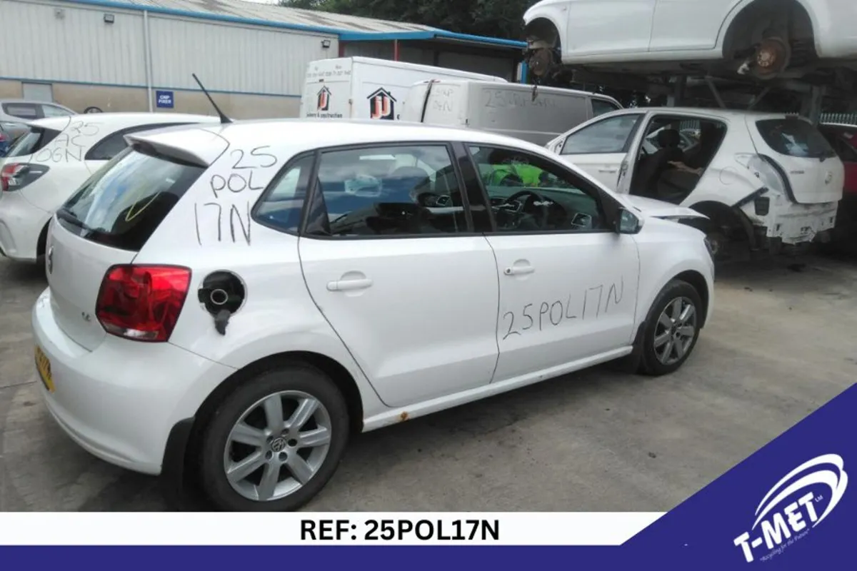 2011 VOLKSWAGEN POLO BREAKING FOR PARTS - Image 3