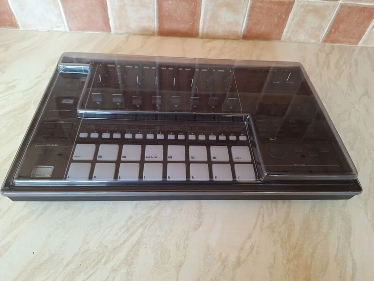 Roland mc707 - Image 3