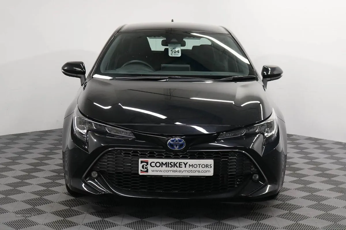 Toyota Corolla Vvt-h Icon Tech - Image 2
