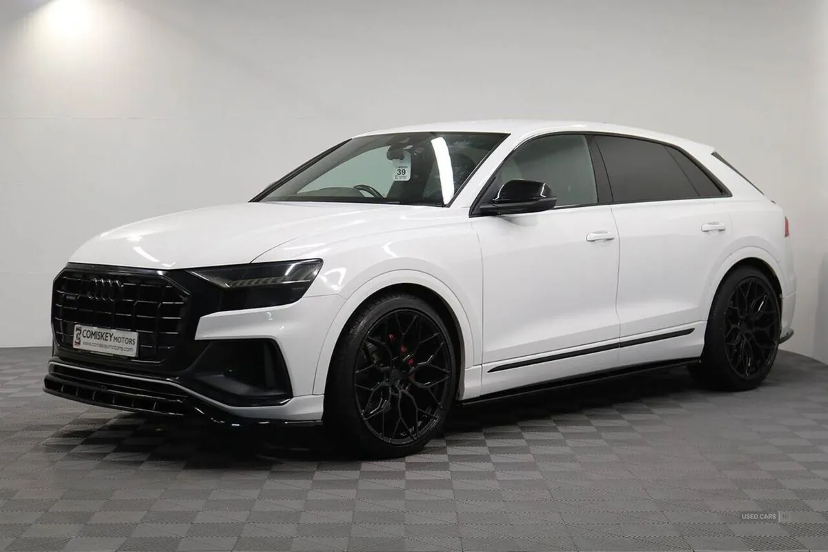 Audi Q8 TDI V6 S Line - Image 3