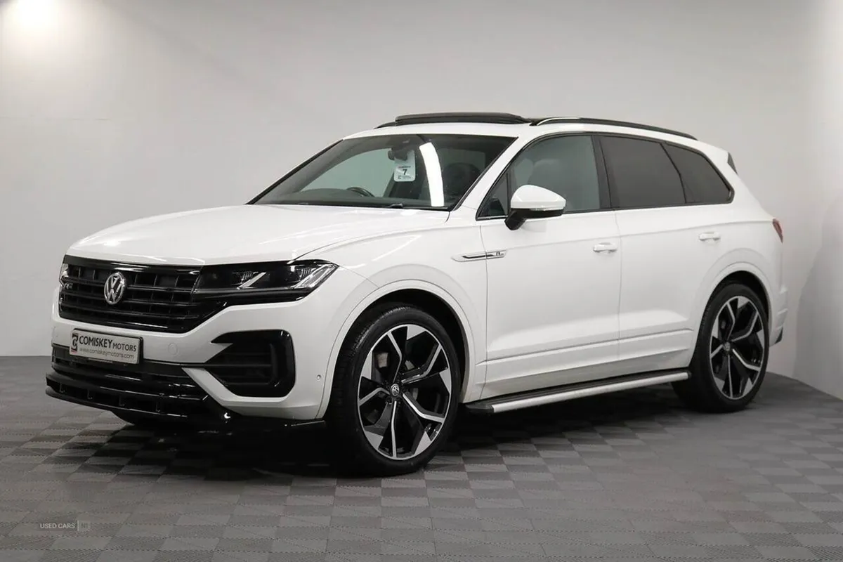 Volkswagen Touareg TDI V6 R-line Tech - Image 3