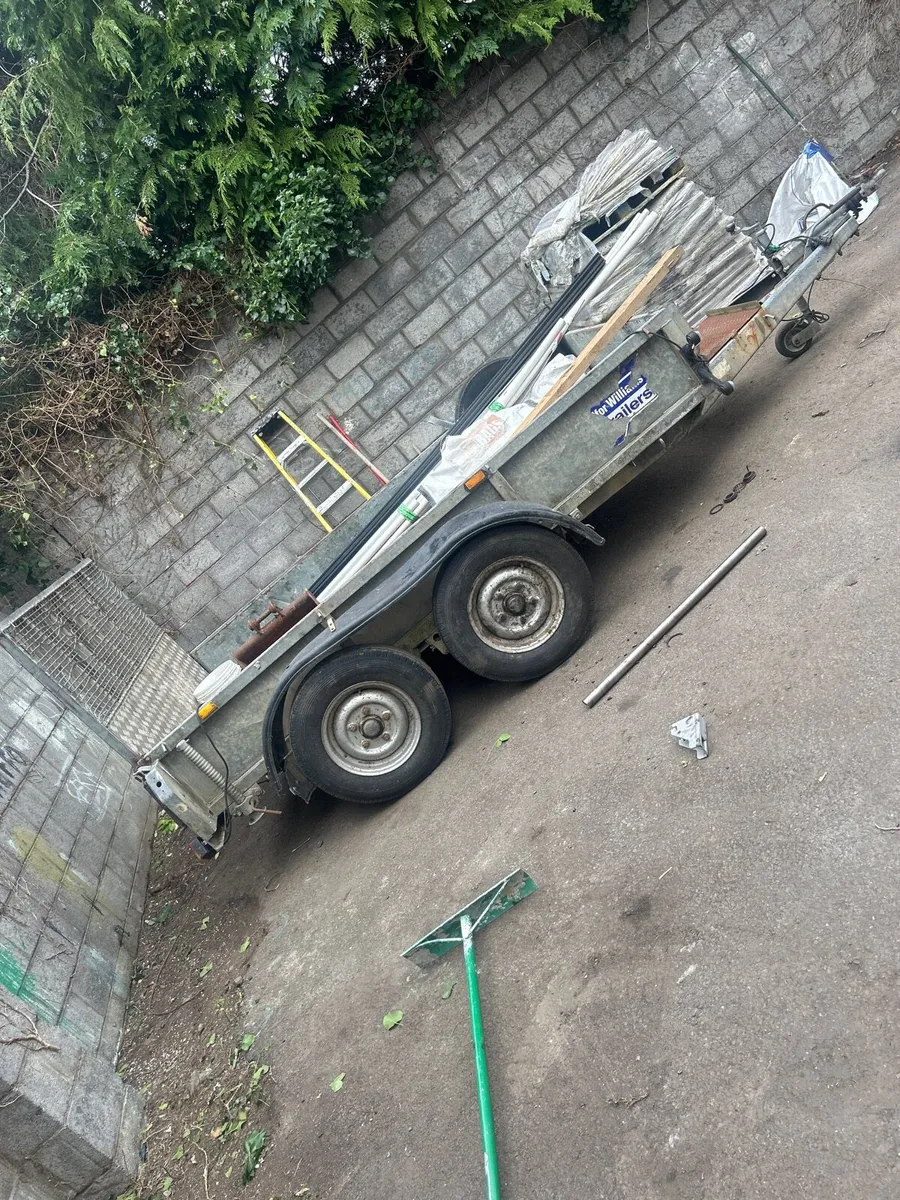 Trailers - Image 2