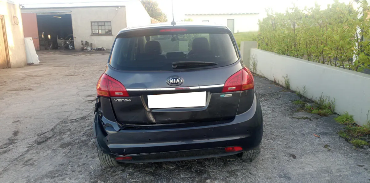 2017 KIA VENGA  1.6 DIESEL FOR BREAKING! - Image 3