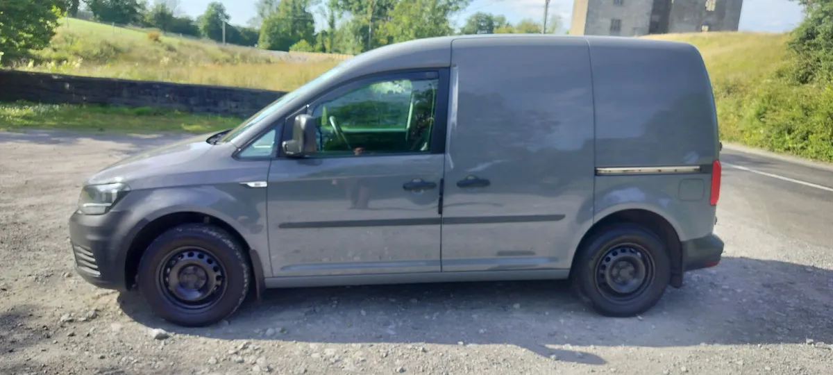 Volkswagen Caddy 2016 - Image 2