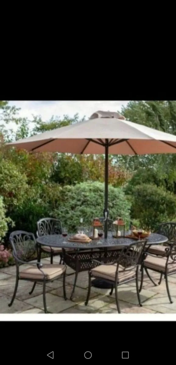 **CLEARANCE** Brand New Hartman Cast Alum 6 Seater - Image 1
