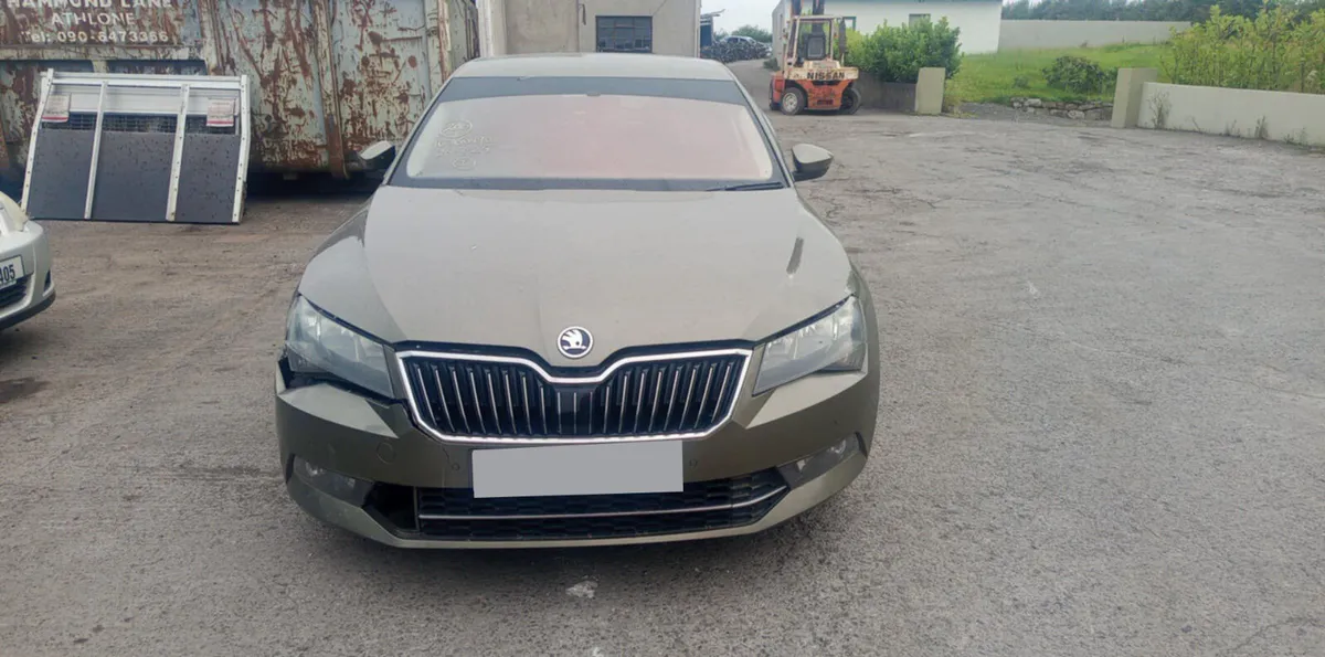 2016 SKODA SUPERB  2.0 DIESEL FOR BREAKING! - Image 1