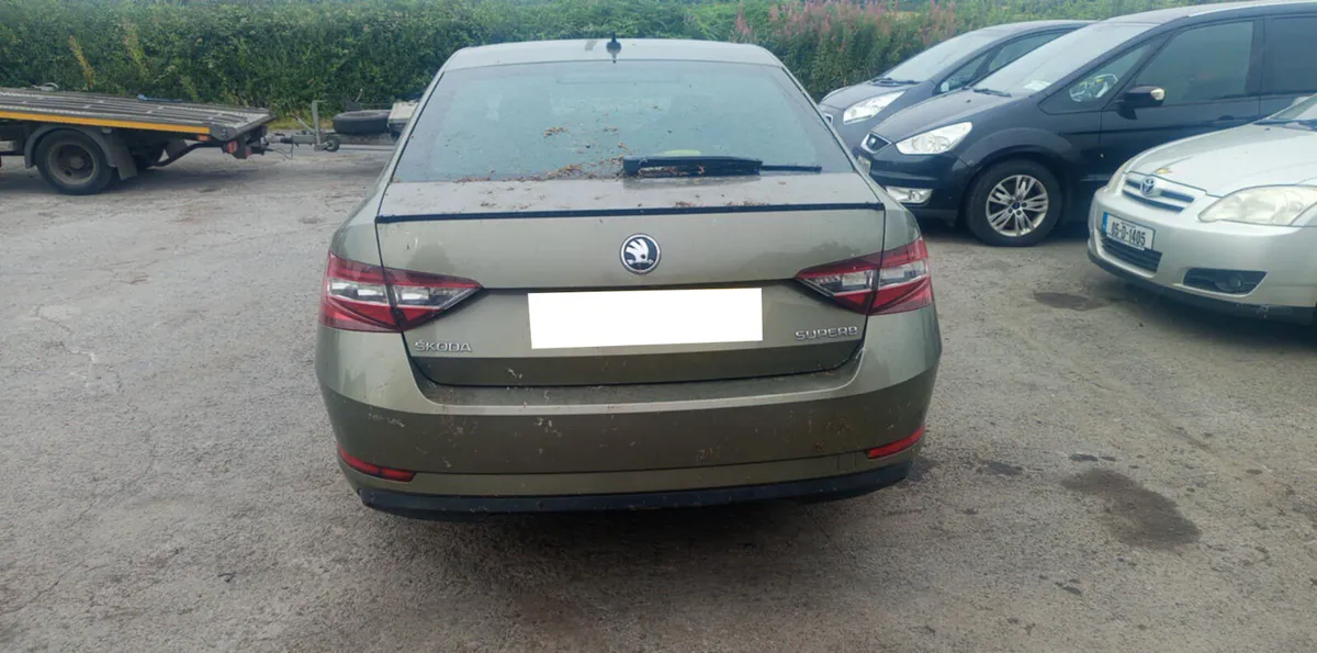 2016 SKODA SUPERB  2.0 DIESEL FOR BREAKING! - Image 2