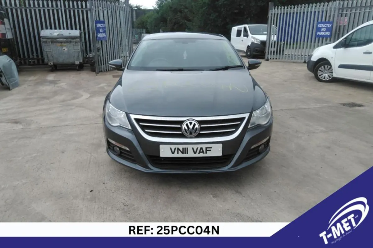 2011 VOLKSWAGEN PASSAT CC BREAKING FOR PARTS - Image 3