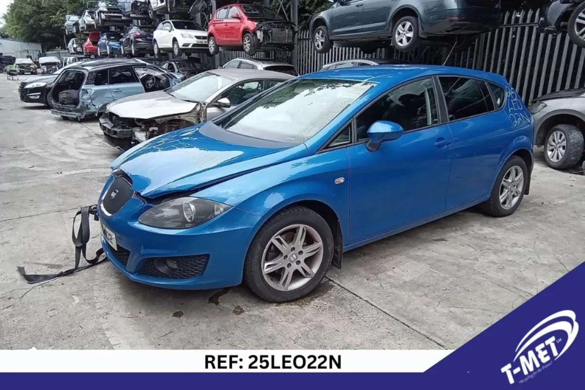 2010 SEAT LEON BREAKING FOR PARTS - Image 1