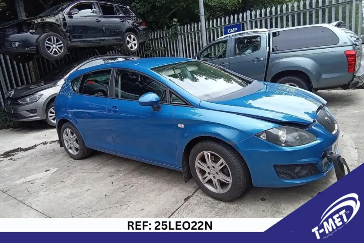 2010 SEAT LEON BREAKING FOR PARTS - Image 3
