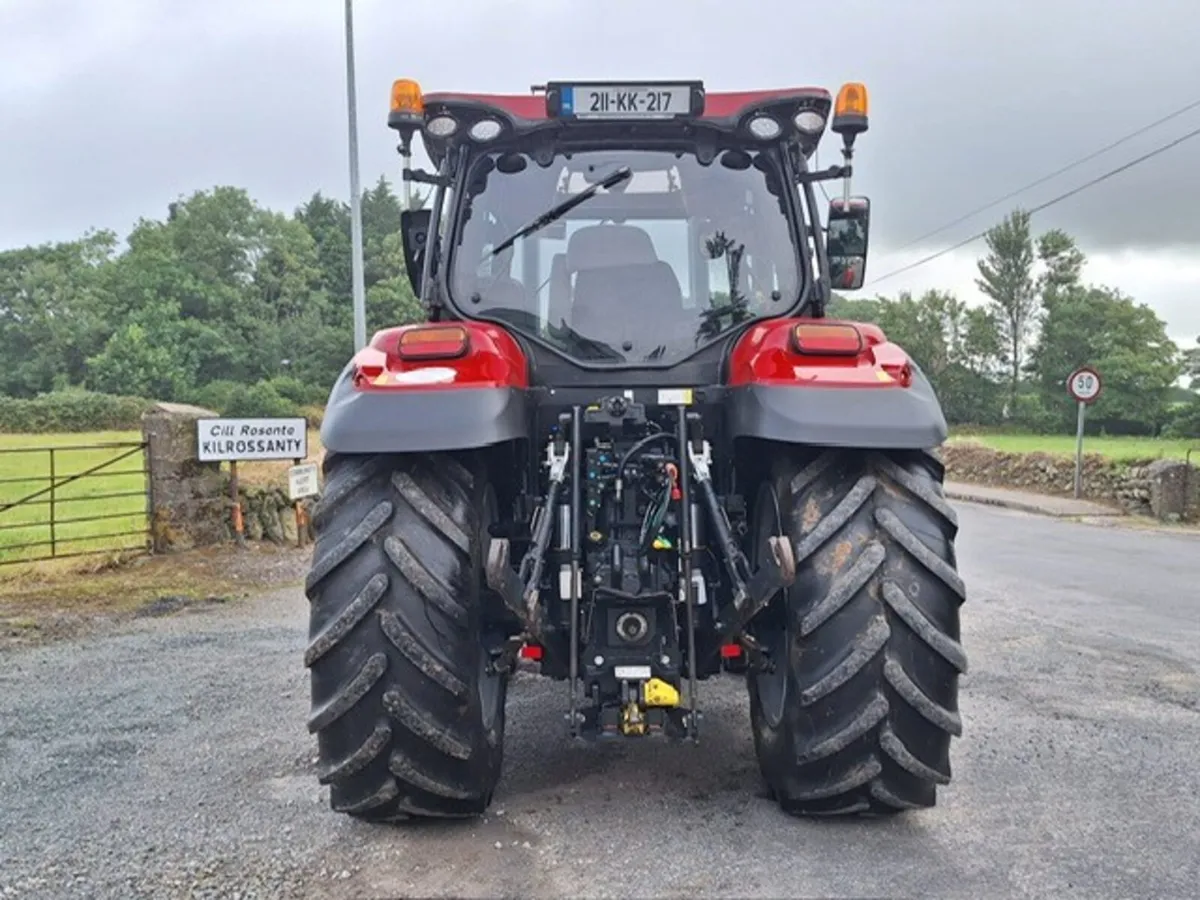 211 Case IH Maxxum 115, Q4M, Cab Sus (2363 Hrs) - Image 4