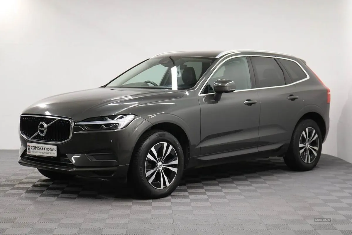 Volvo XC60 B4 Mhev Momentum - Image 4