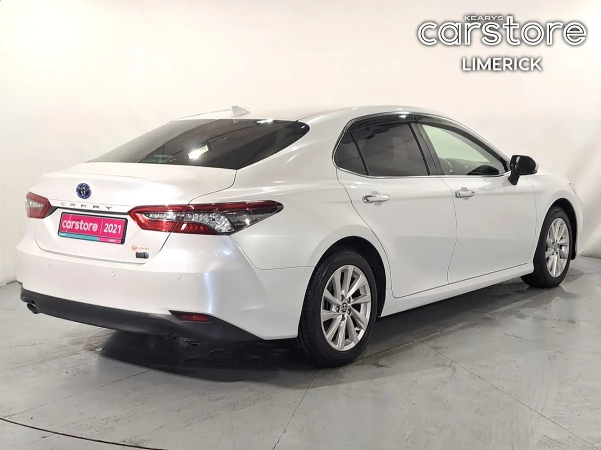 Toyota Camry 2.5 Petrol Hybrid Auto - Image 3