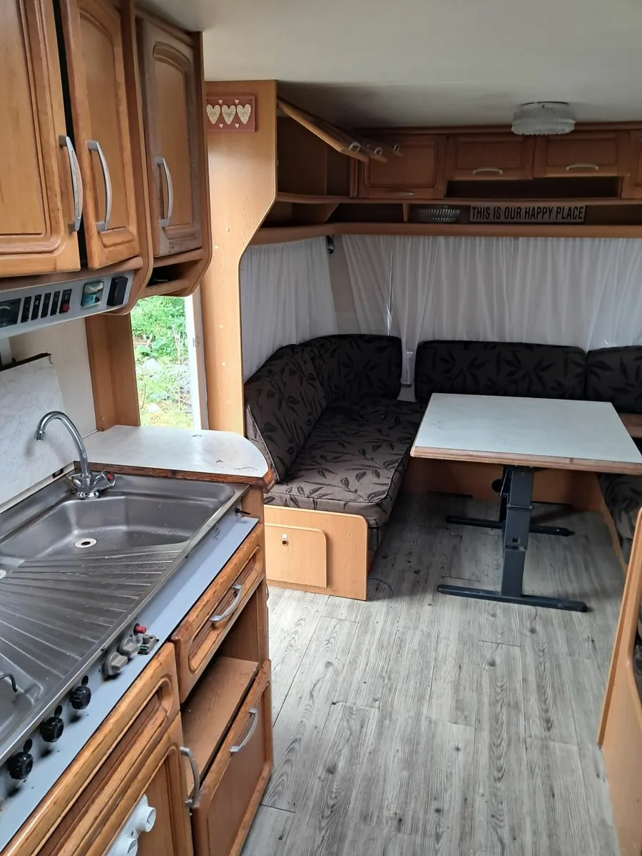 Caravan - Image 4